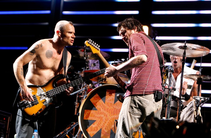 Red Hot Chili Peppers coming to SA Feb 2013