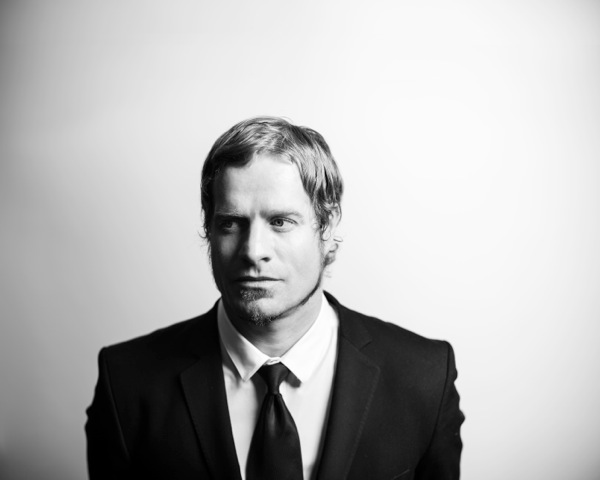 Arno Carstens