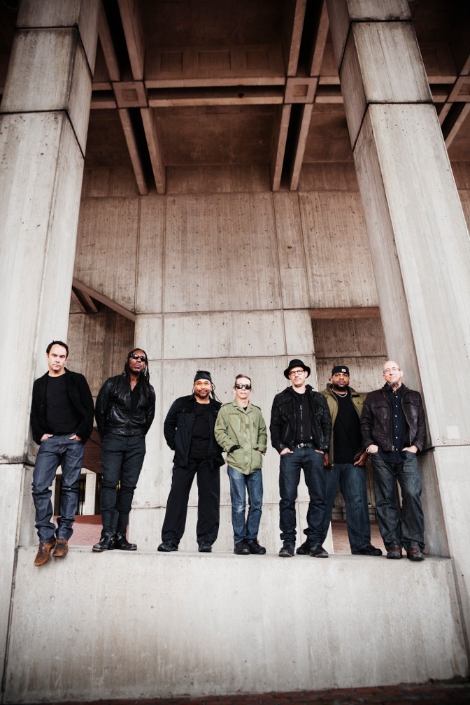 DAVE MATTHEWS BAND IN SOUTH AFRICA with special guest VUSI MAHLASELA