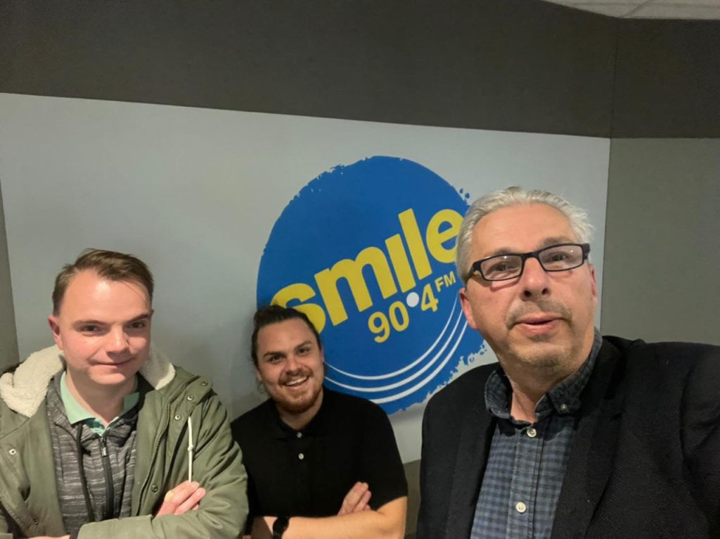 Martin talks his 1st love rugby with Dylan Jack from SA rugby Magazine and Ziaan Sims from Smile FM